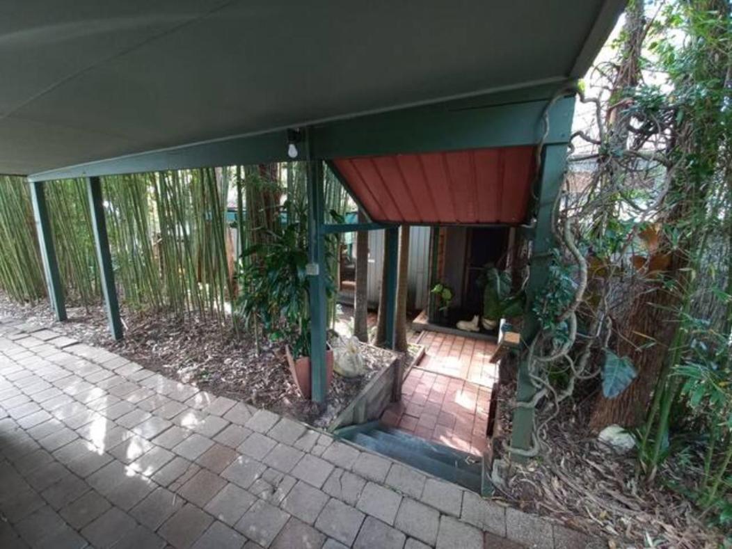 Lake Russell Retreat Emerald Beach Bagian luar foto