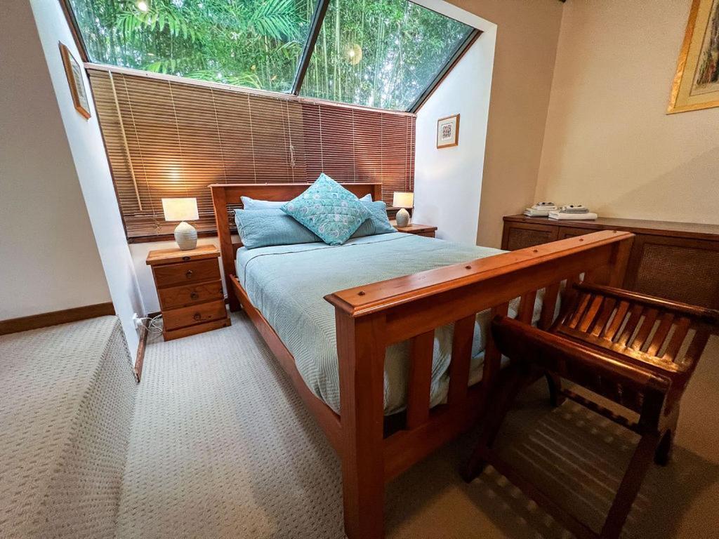 Lake Russell Retreat Emerald Beach Bagian luar foto