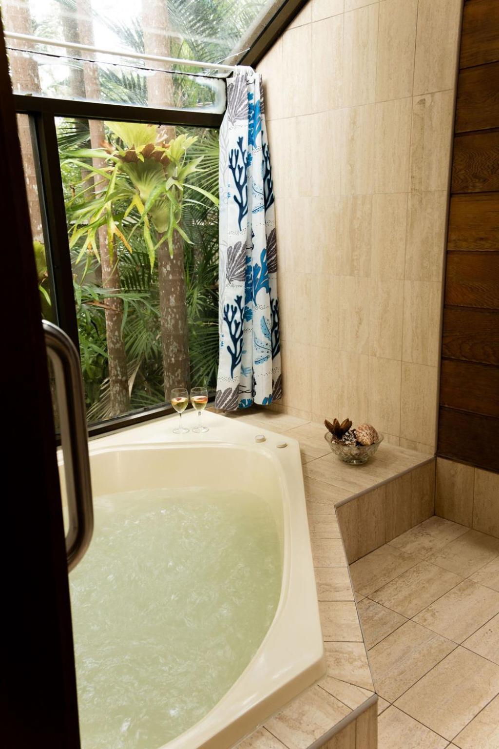 Lake Russell Retreat Emerald Beach Bagian luar foto