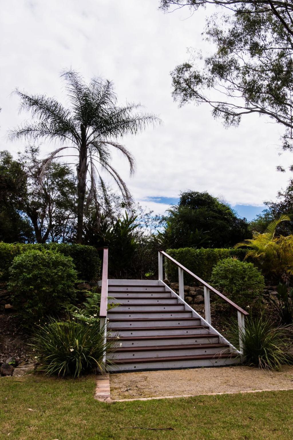 Lake Russell Retreat Emerald Beach Bagian luar foto
